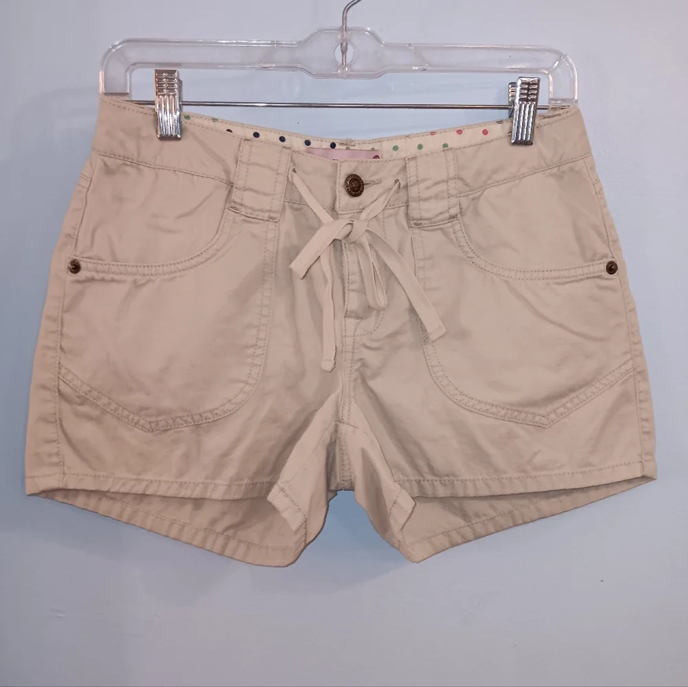 Duck Head Women's Beige Tan Cream Shorts Tie Button